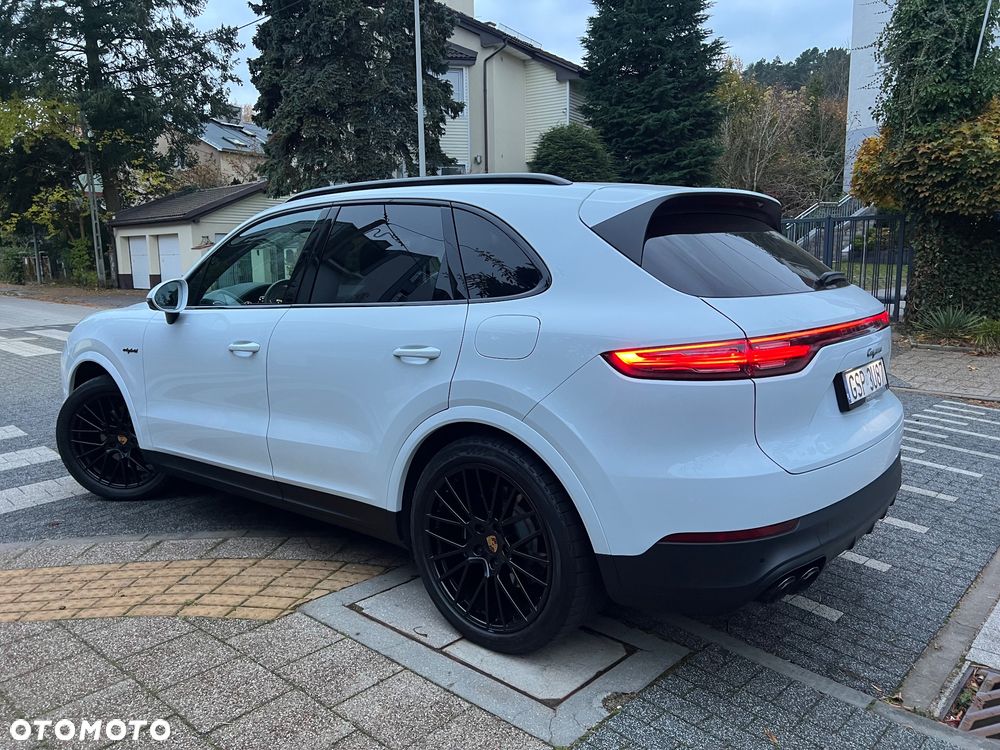 Porsche Cayenne Platinum Edition - 9