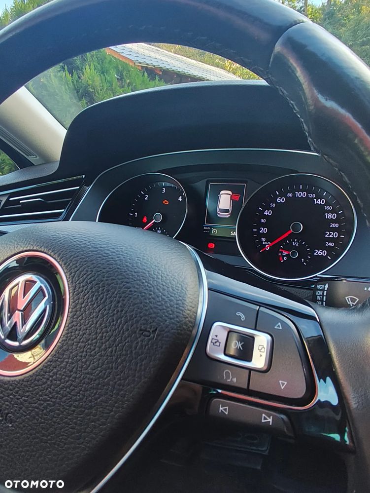 Volkswagen Passat Alltrack - 23