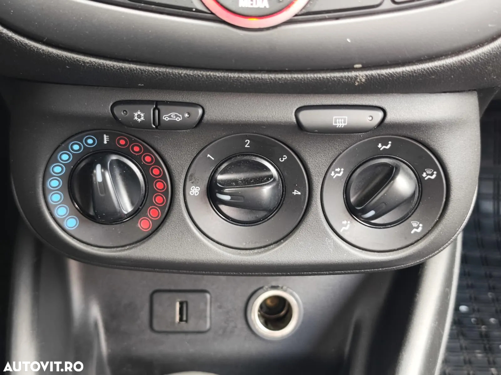 Opel Corsa 1.2 TWINPORT ECOTEC Active - 20