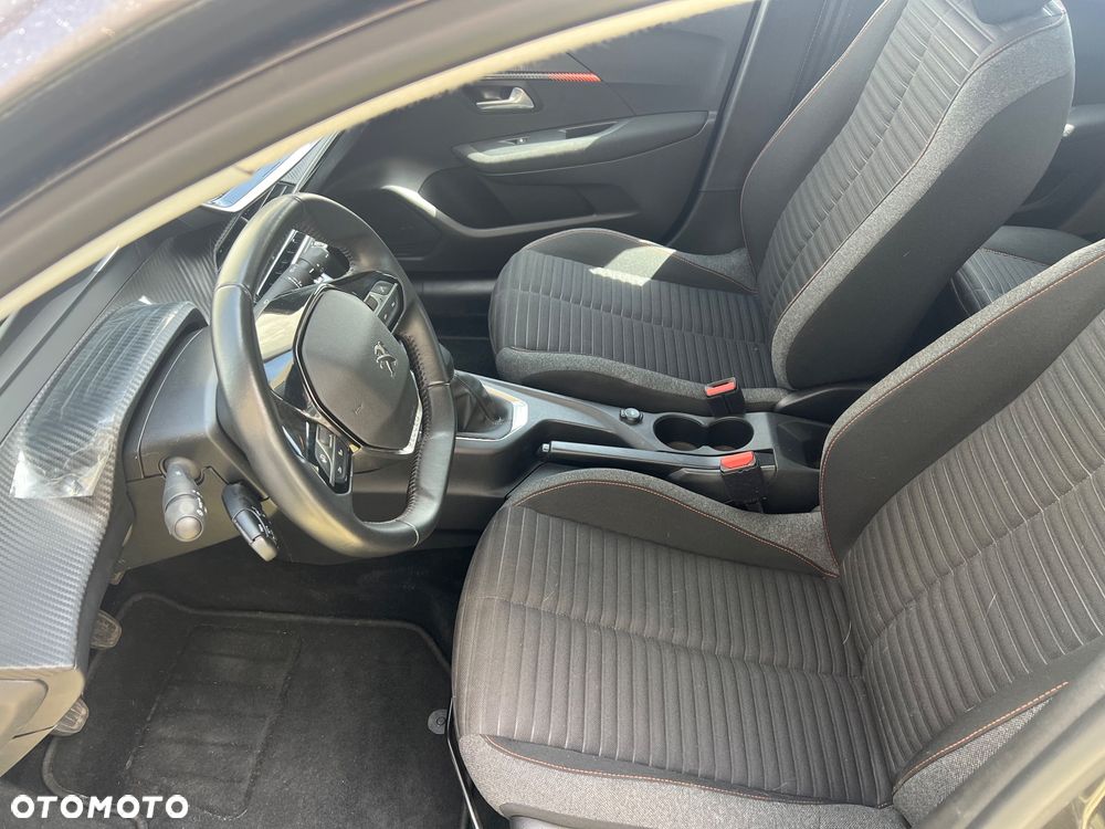 Peugeot 208 1.2 PureTech Active Pack S&S - 9