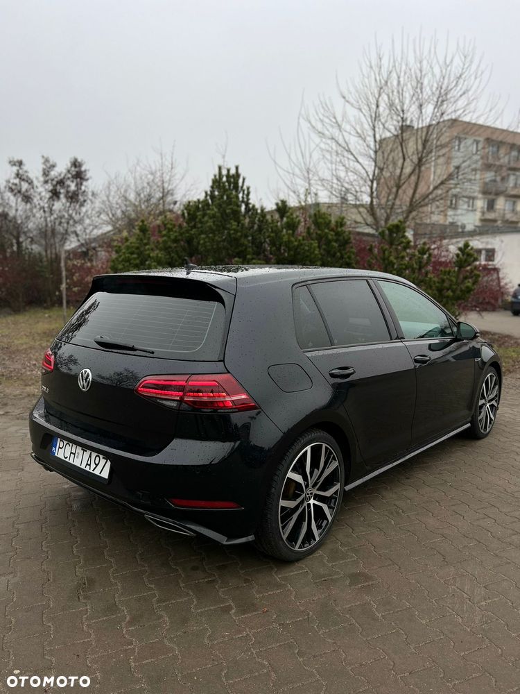 Volkswagen Golf 1.5 eTSI OPF DSG R-Line - 10