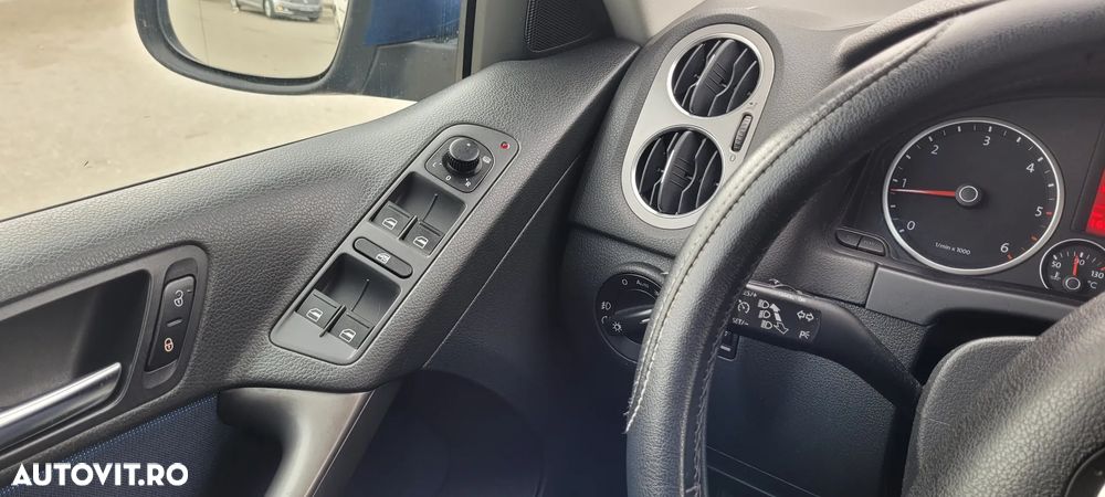 Volkswagen Tiguan 2.0 TDI DPF 4Motion Track & Avenue - 19