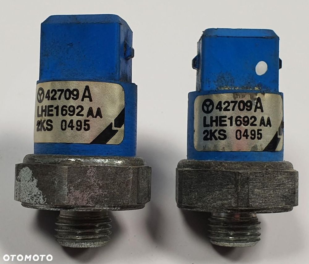 CZUJNIK STUKOWY JAGUAR XJR X300 4.0 R6 LHE1692AA - 2