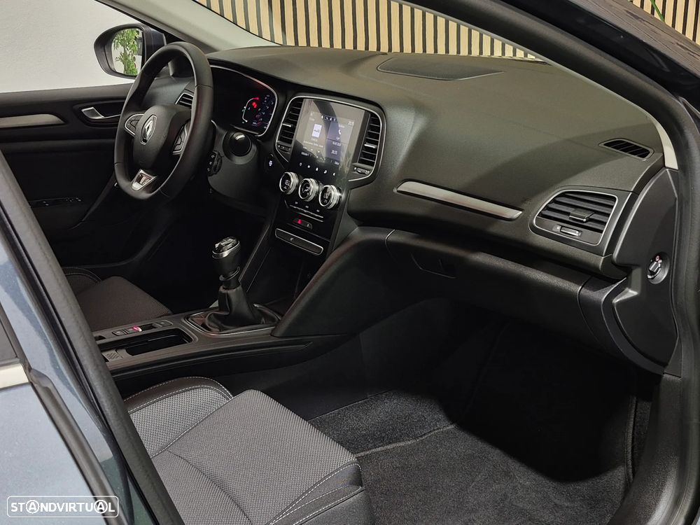Renault Mégane Sport Tourer 1.5 Blue dCi Equilibre - 27