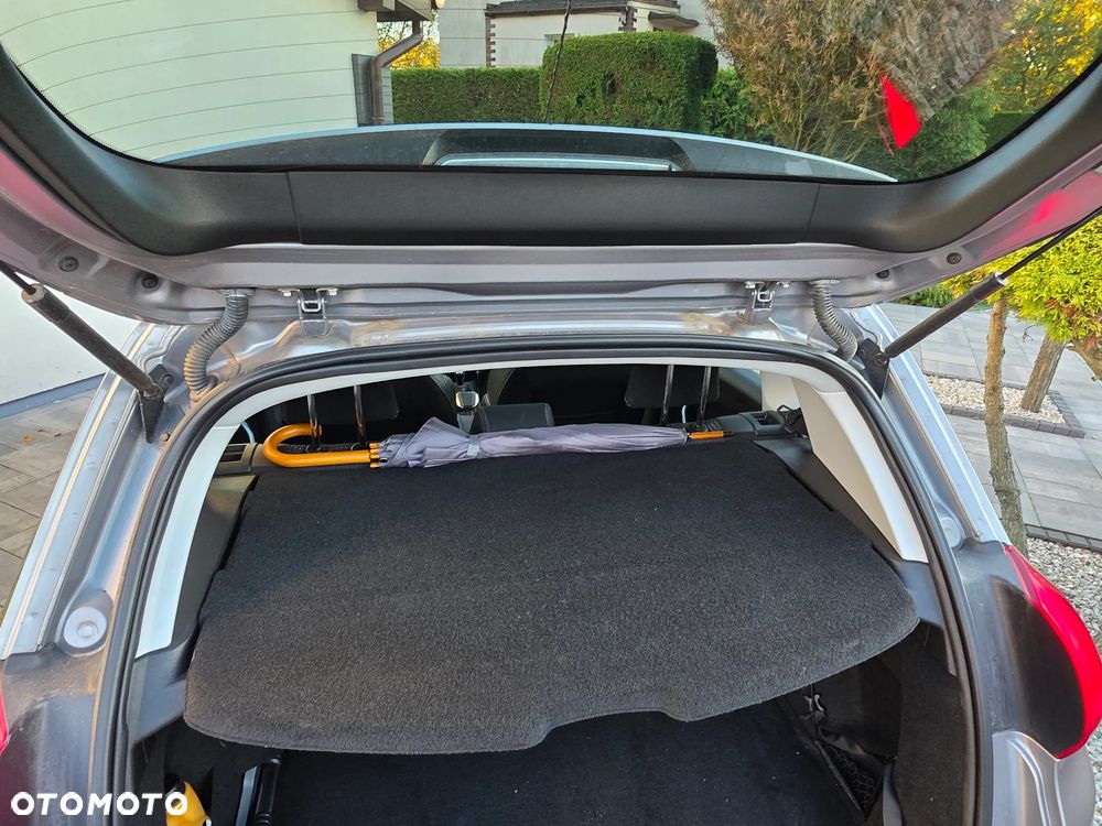 Peugeot 2008 1.2 Pure Tech Allure S&S - 12