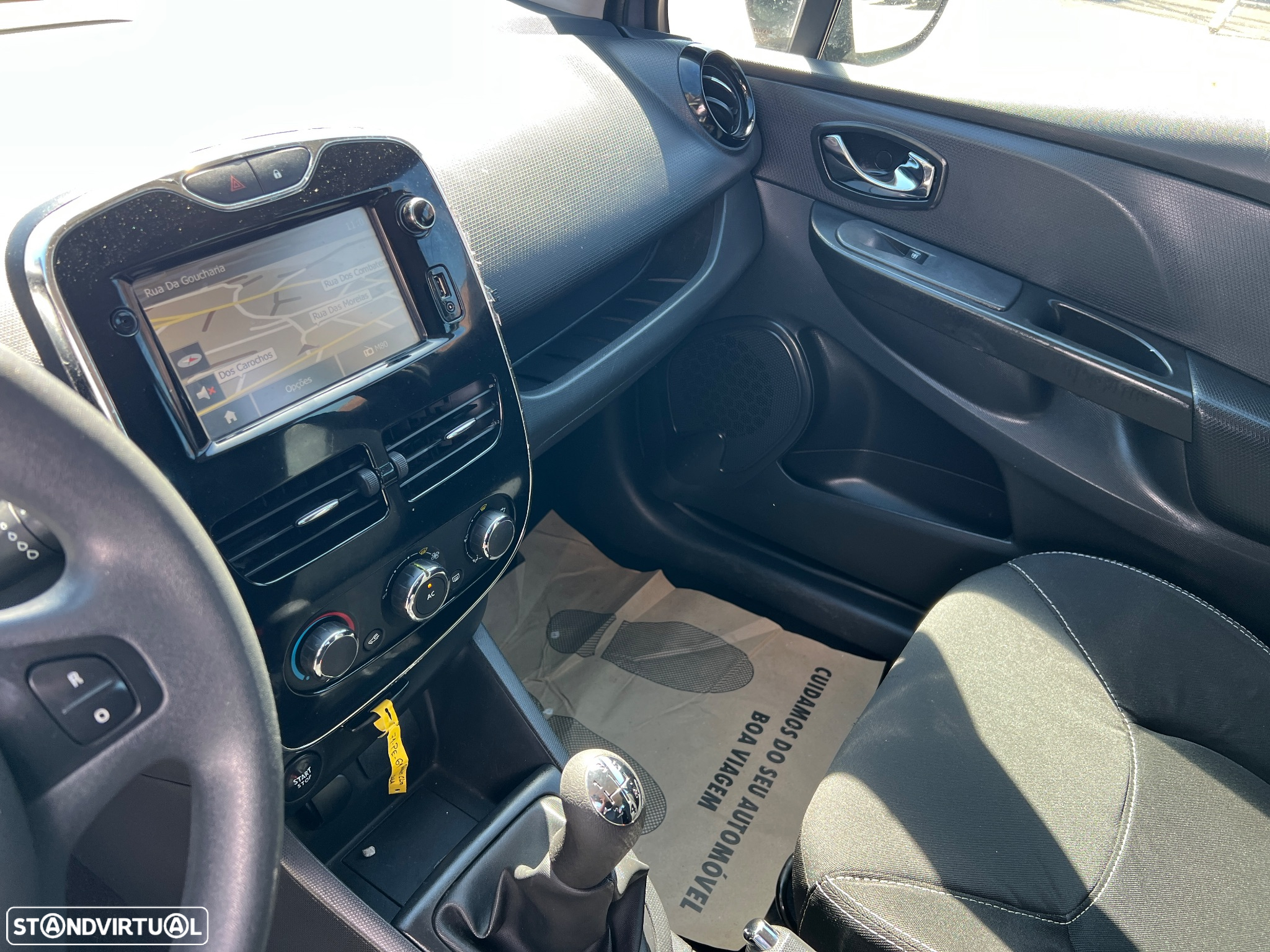 Renault Clio 1.5 dCi Dynamique S - 41