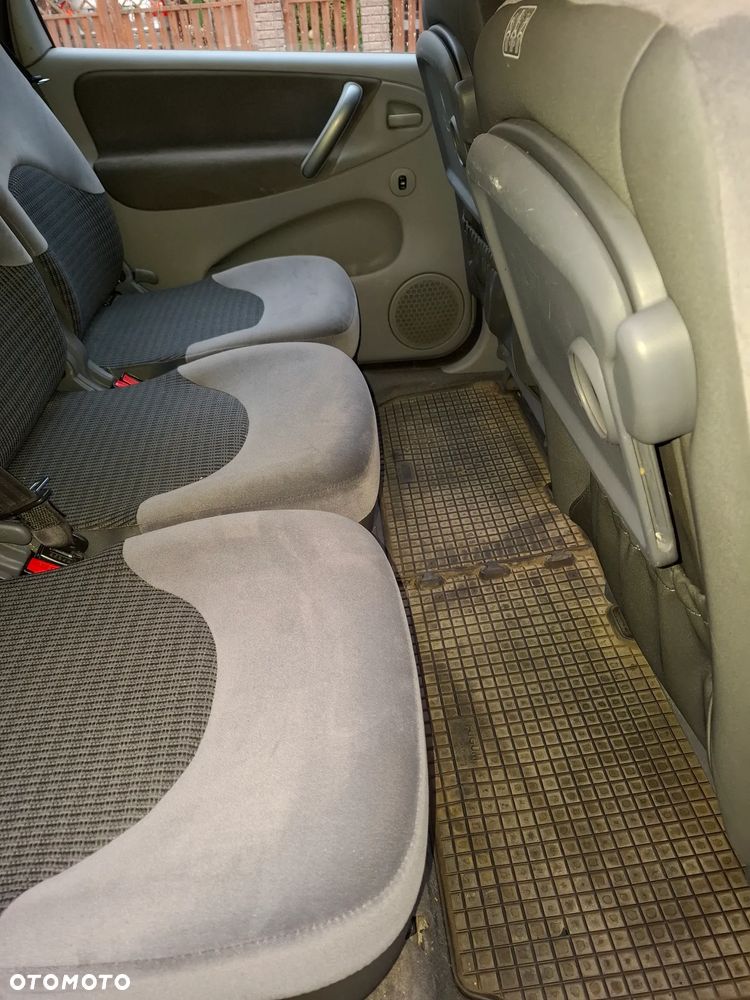 Citroën Xsara Picasso - 13