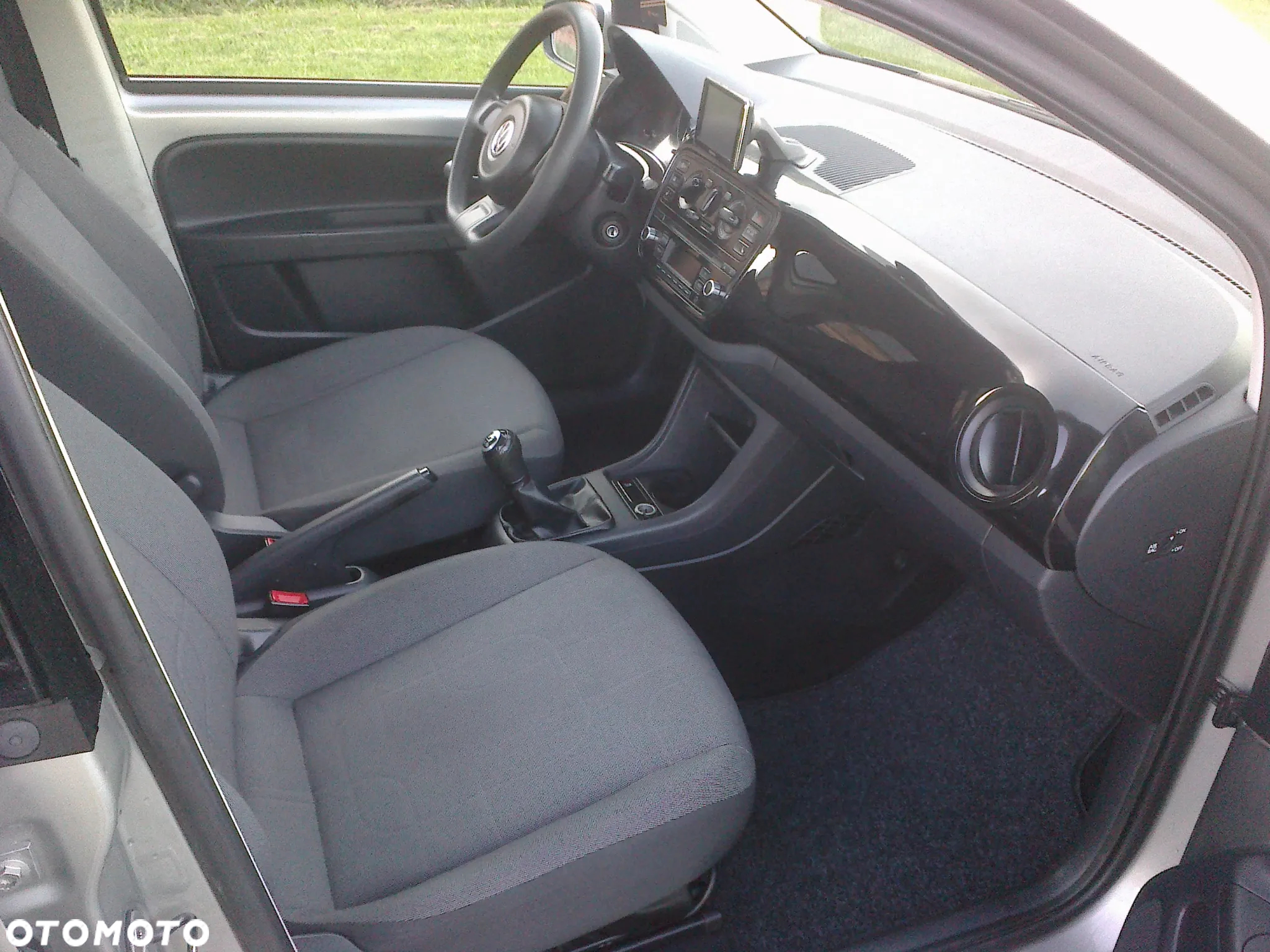 Volkswagen up! - 9