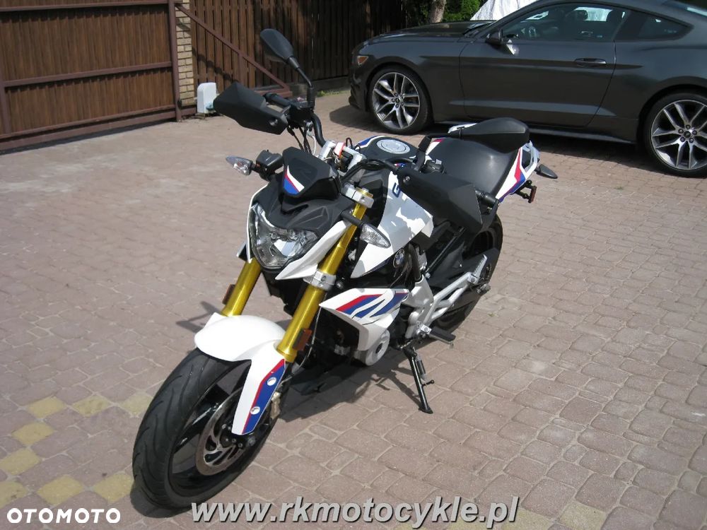 BMW G - 7