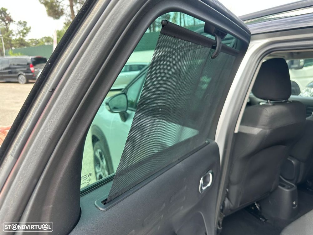 Citroën C3 Aircross 1.2 PureTech Shine EAT6 - 21