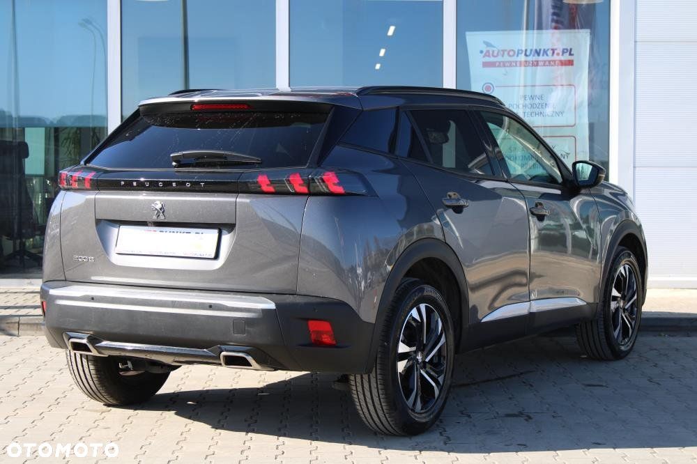 Peugeot 2008 - 4