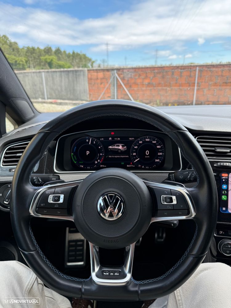 VW Golf 1.4 GTE Plug-in - 10