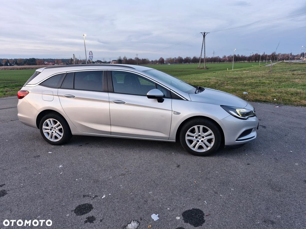 Opel Astra 1.6 CDTI DPF ecoFLEX TourerStart/Stop Edition - 2