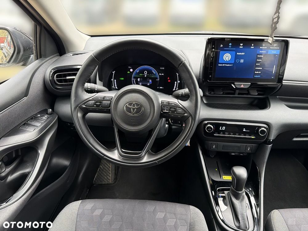 Toyota Yaris Hybrid 1.5 Style - 17