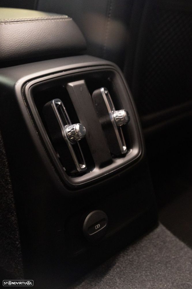 Volvo XC 40 T5 Recharge DKG Plus Bright - 18