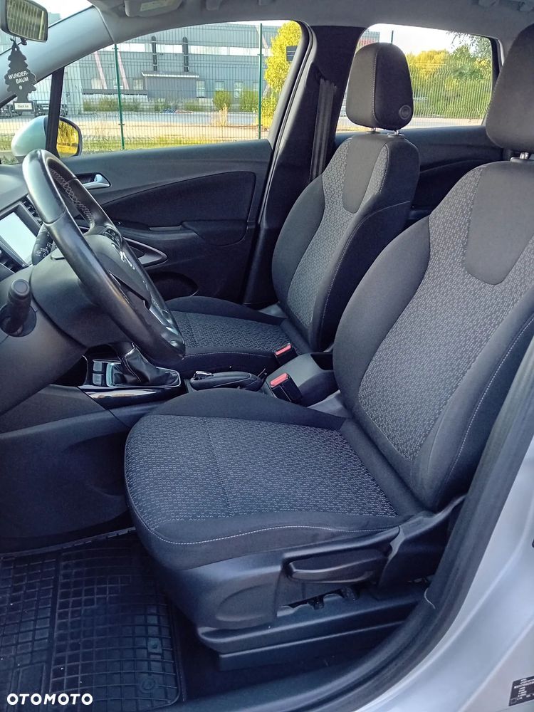 Opel Crossland X 1.2 Enjoy - 17