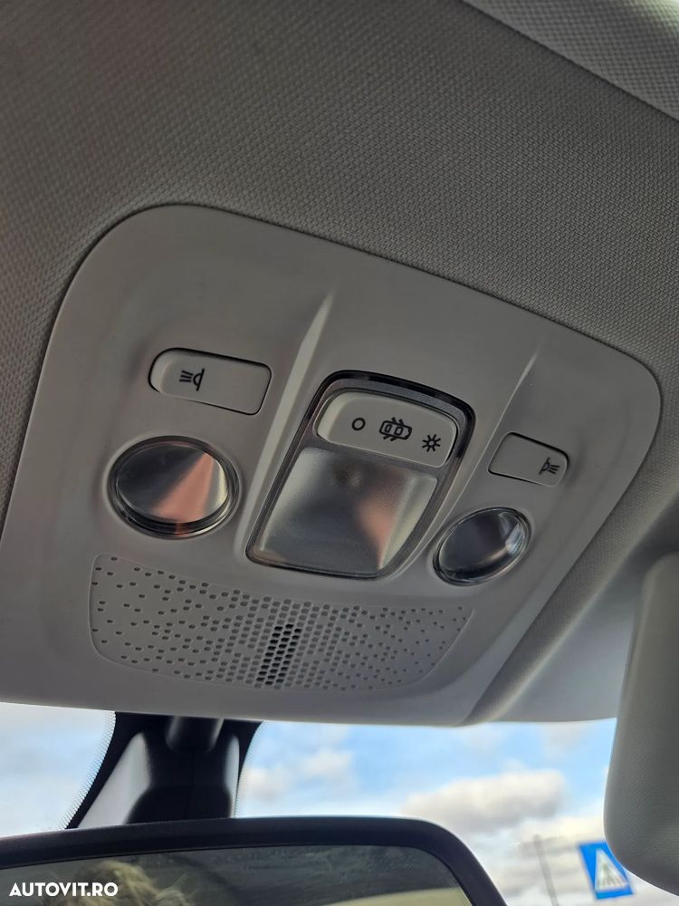 Peugeot 2008 PureTech 110 Stop&Start Crossway - 30