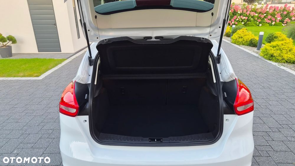 Ford Focus 1.0 EcoBoost Titanium - 31