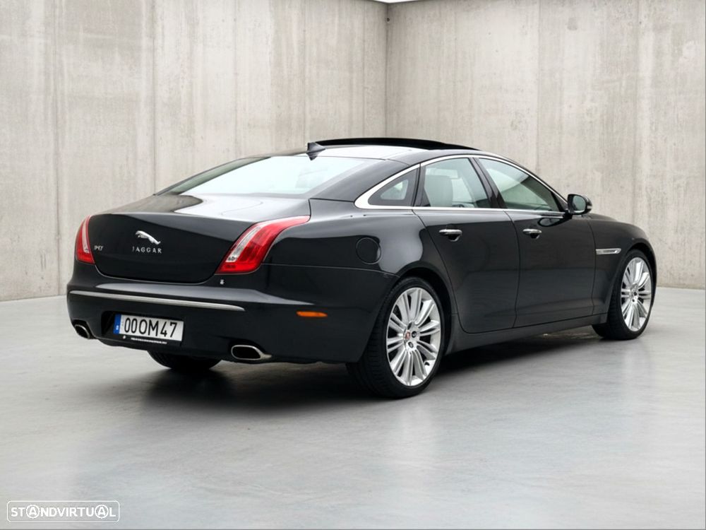 Jaguar XJ 3.0 D V6 Premium Luxury - 5