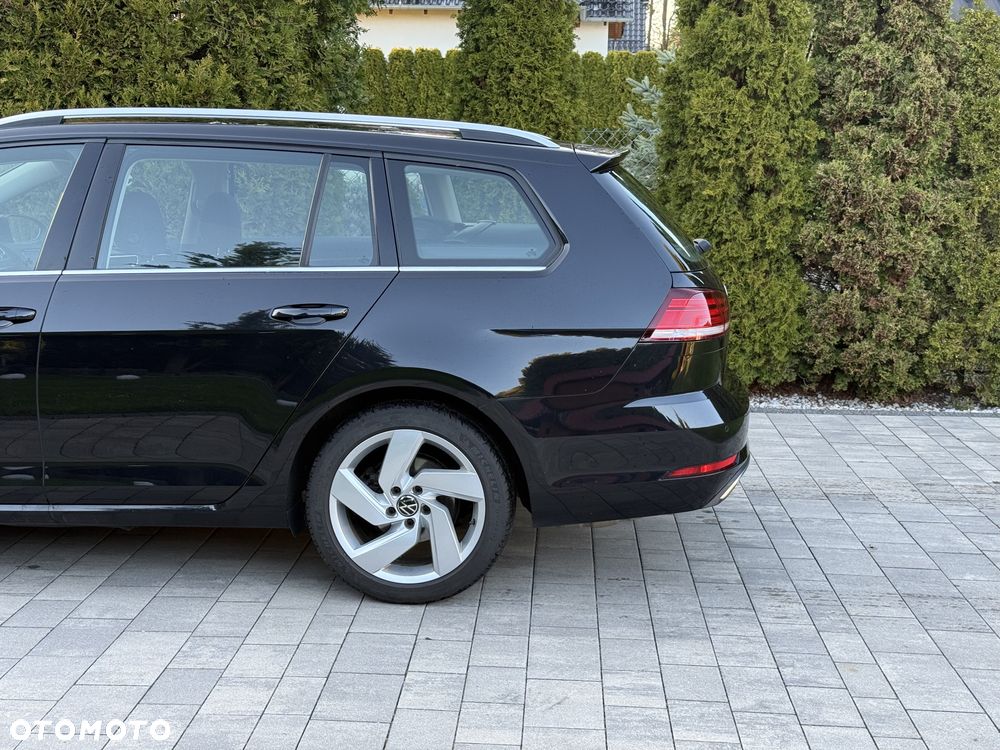 Volkswagen Golf 2.0 TDI BMT Comfortline - 29