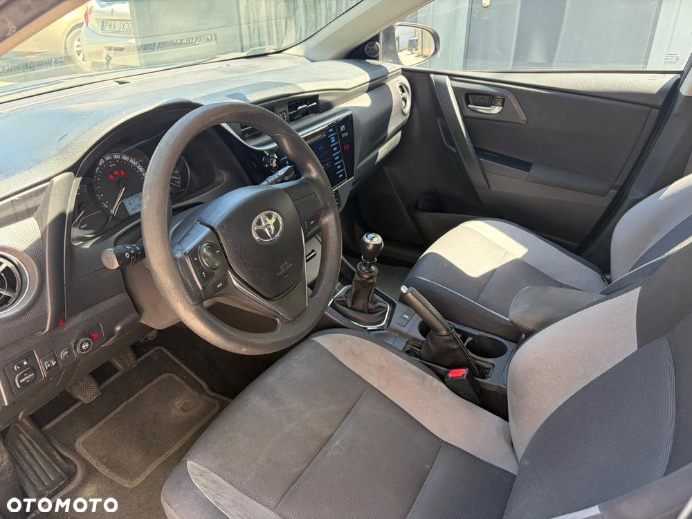 Toyota Auris 1.6 Active - 12
