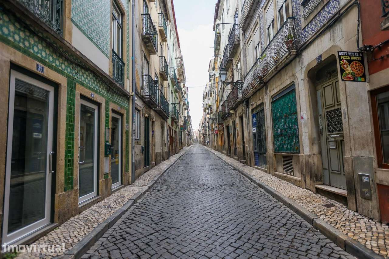 PRÉDIO RENOVADO COM LOJA PARA VENDA NO CORAÇÃO DE LISBOA - Grande imagem: 5/60