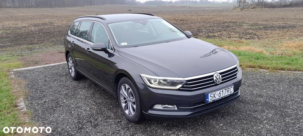 Volkswagen Passat - 8