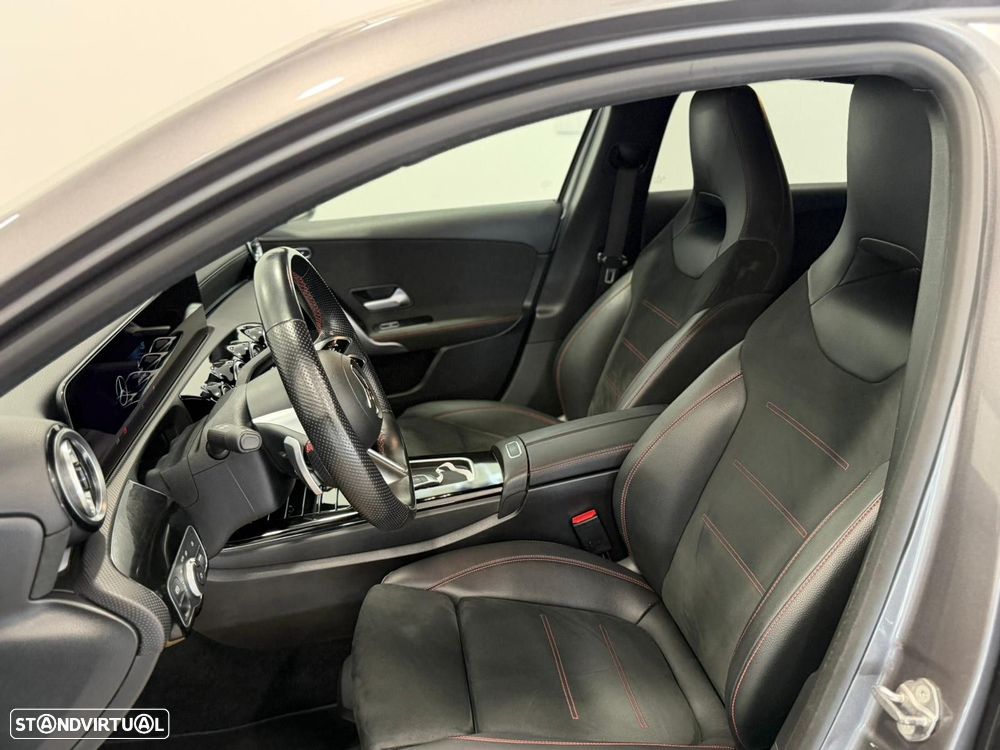 Mercedes-Benz A 250 e AMG Line - 4