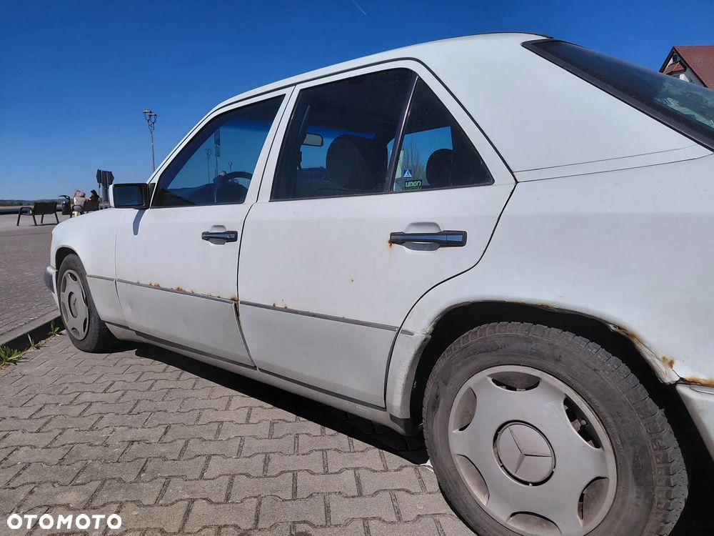 Mercedes-Benz W124 (1984-1993) - 7