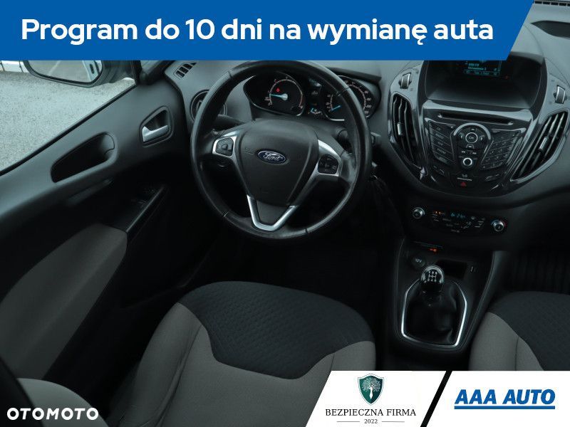 Ford Tourneo Courier - 9