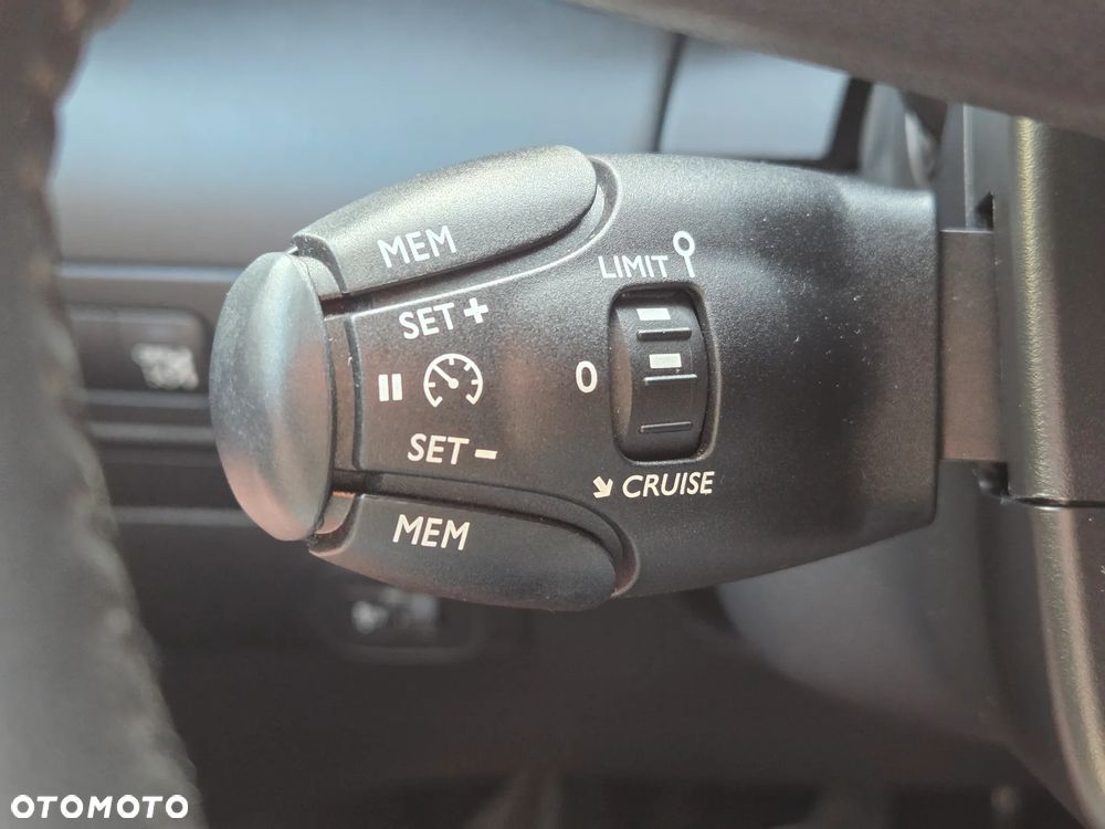 Citroën C3 Aircross 1.2 PureTech Shine Pack S&S - 26