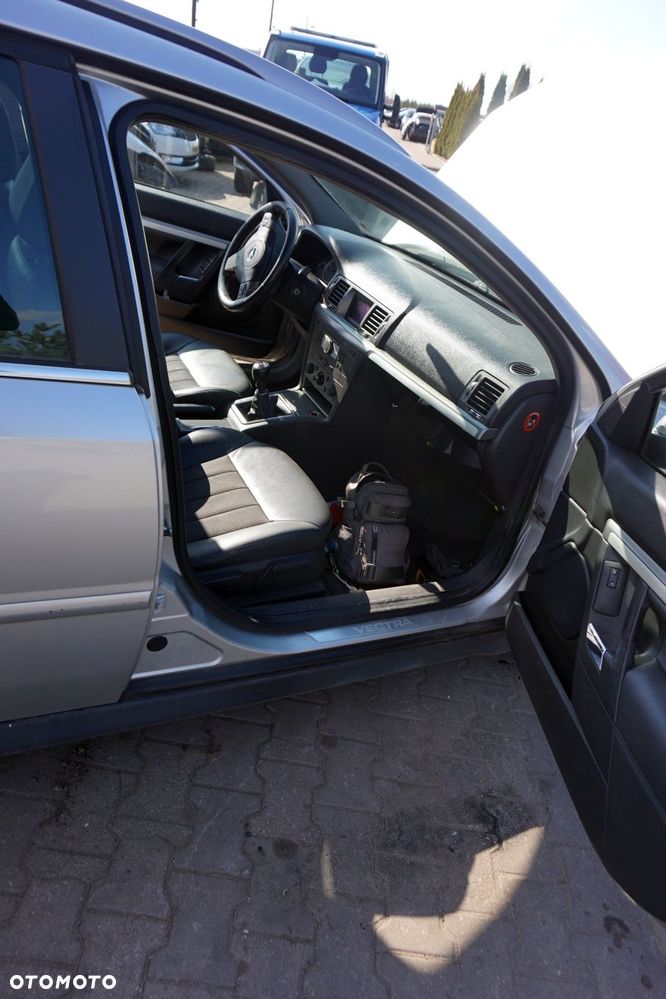 OPEL VECTRA C LIFT KOMBI 2008 Z157 1.9 CDTI Z19DTH 150KM F40 355 SREBRNY na części - 9