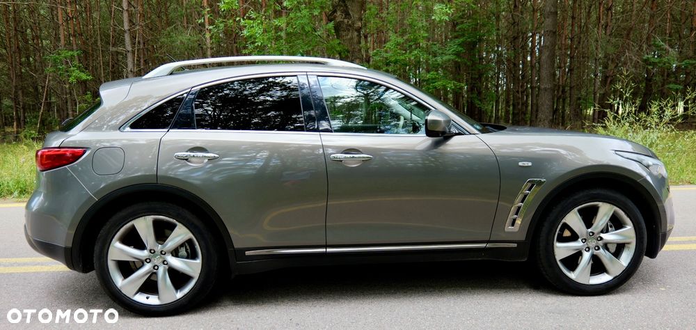 Infiniti FX FX30d S Premium - 10