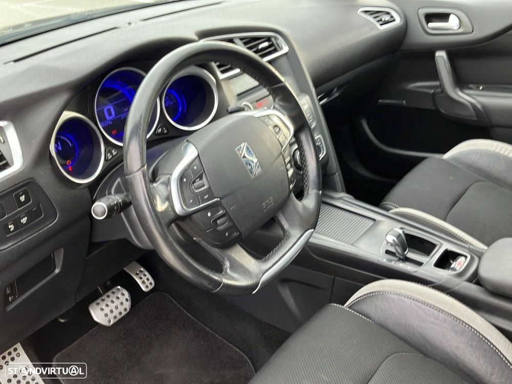 Citroën DS4 1.6 e-HDi So Chic CMP6 - 15