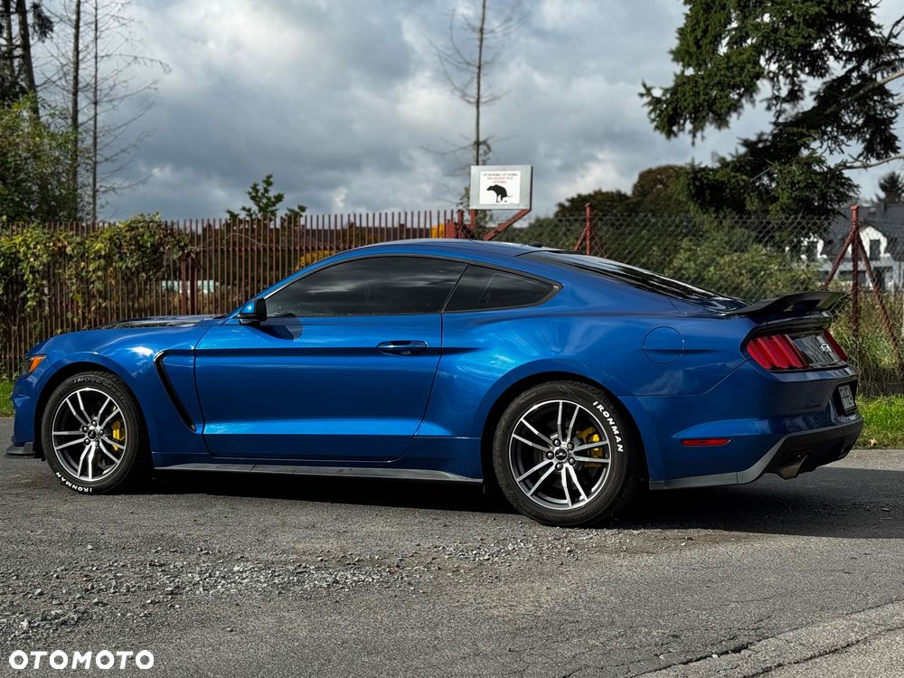 Ford Mustang 5.0 V8 GT - 12