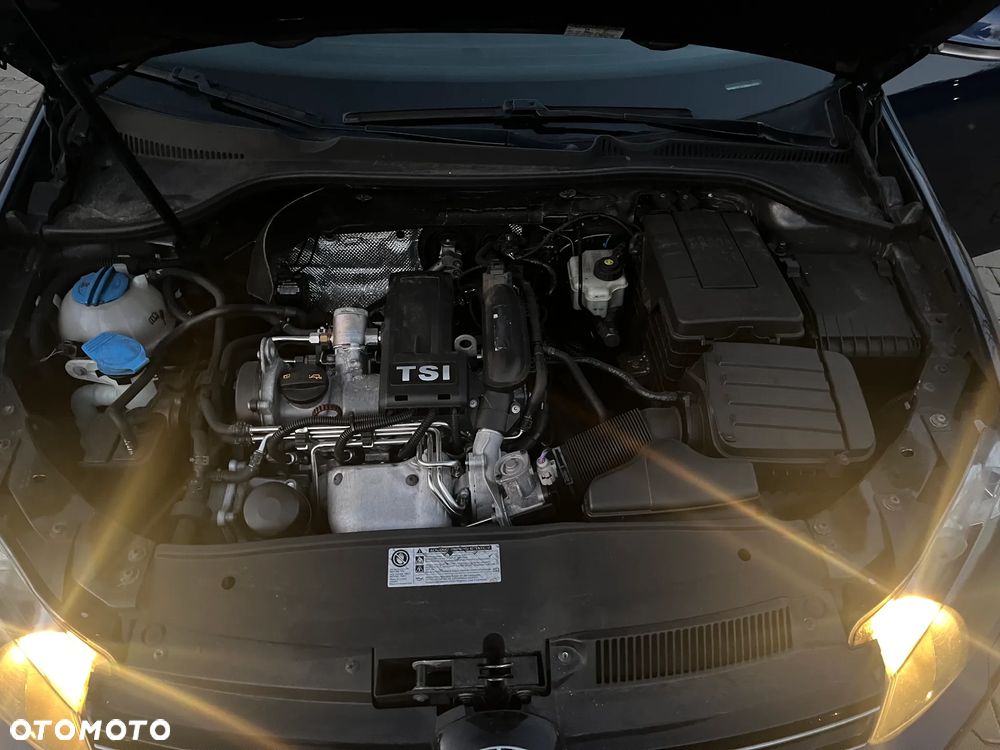 Volkswagen Golf 1.2 TSI BlueMotion Technology Comfortline - 32