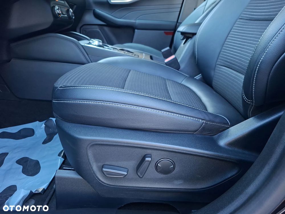 Ford Kuga 2.5 FHEV FWD Titanium X - 15
