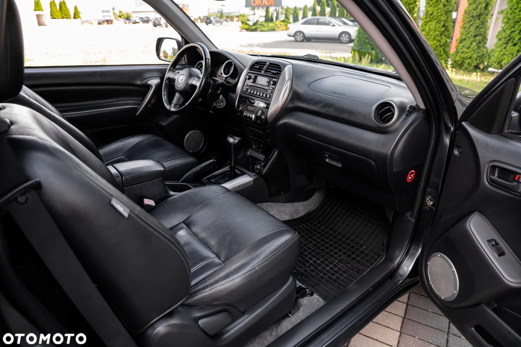 Toyota RAV4 2.0 VVT-i Sol - 7