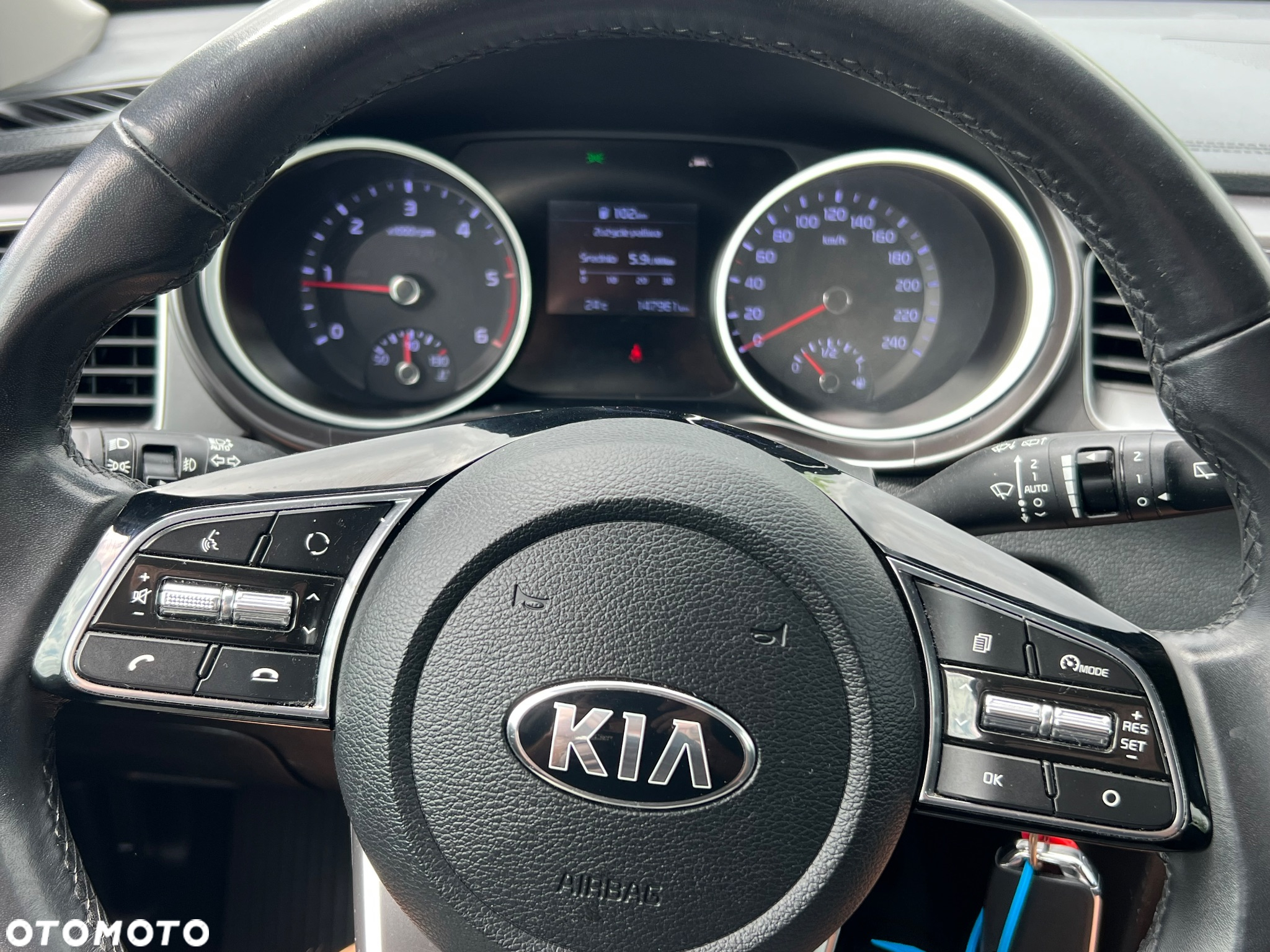Kia Ceed 1.6 CRDi SCR L Business Line Plus - 6