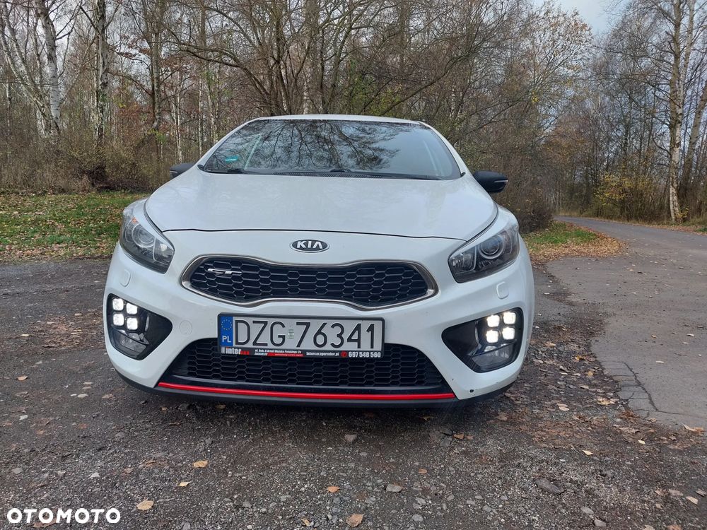 Kia Ceed - 1