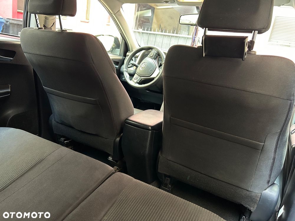 Toyota RAV4 2.0 D-4D Premium - 13