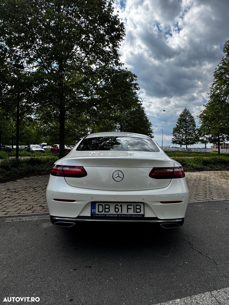 Mercedes-Benz E 200 - 8