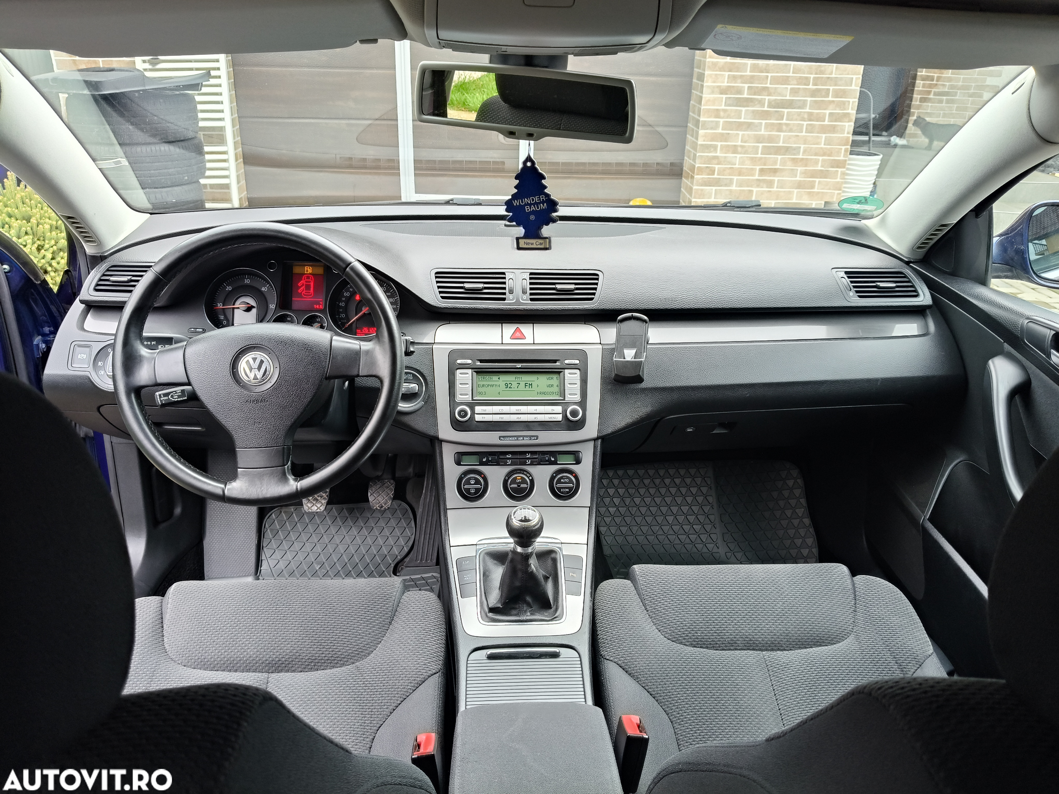 Volkswagen Passat 2.0 TDI Comfortline - 5