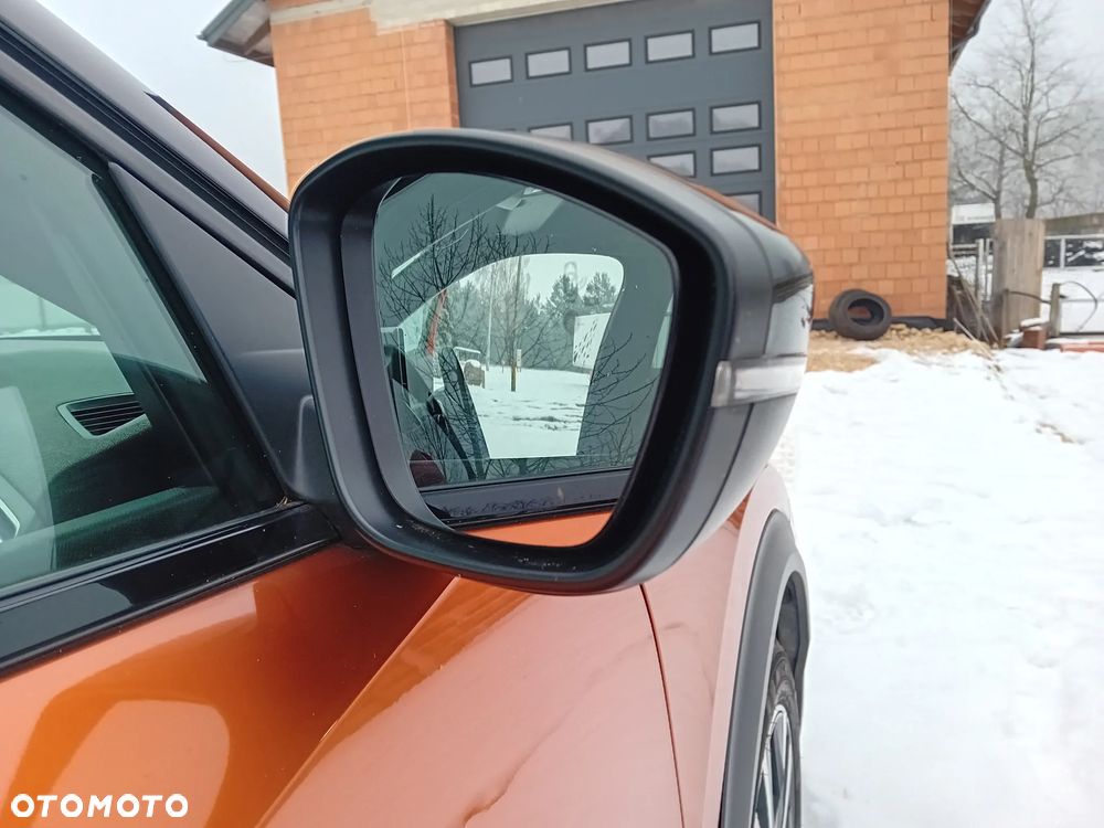 Peugeot 2008 PureTech 155 EAT8 GT - 12