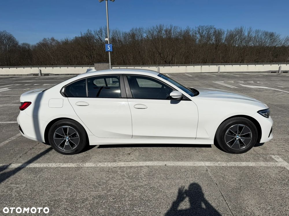 BMW Seria 3 - 21