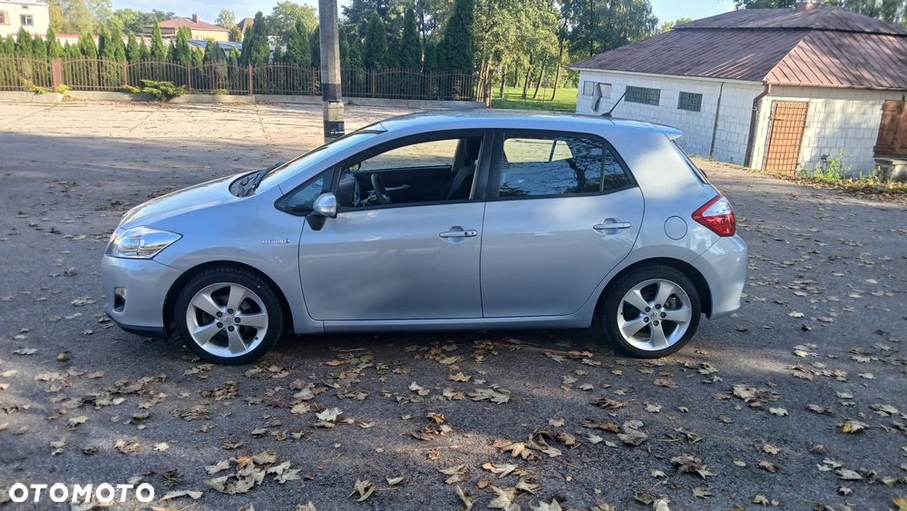 Toyota Auris 2011 photo 4