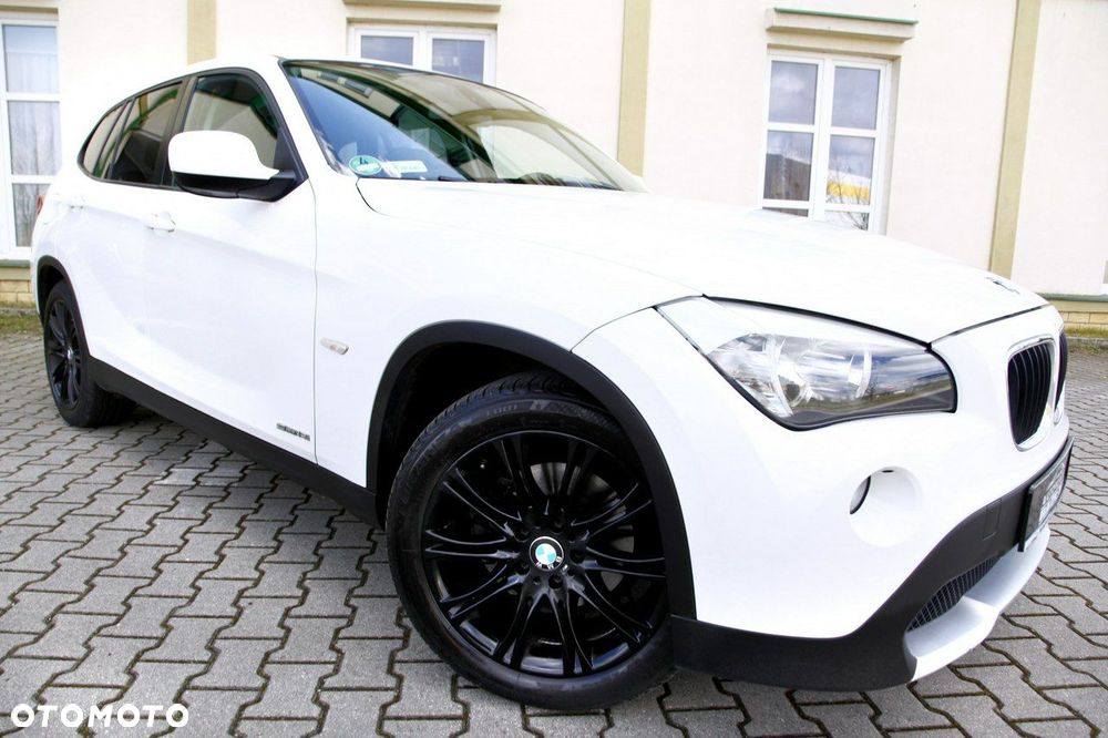 BMW X1 sDrive18i Sport Line - 3