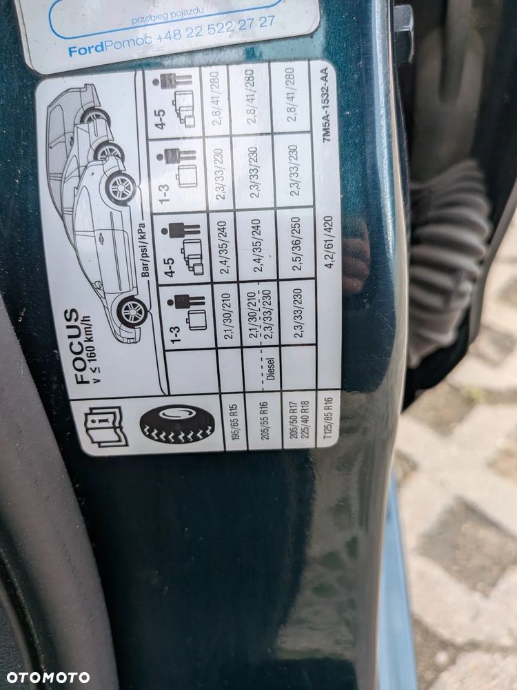 Ford Focus 1.6 Trend - 25