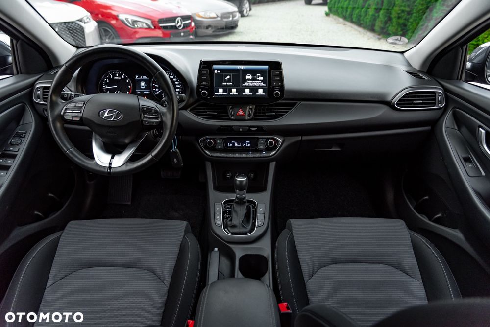 Hyundai i30 1.4 T-GDI DCT Premium - 28