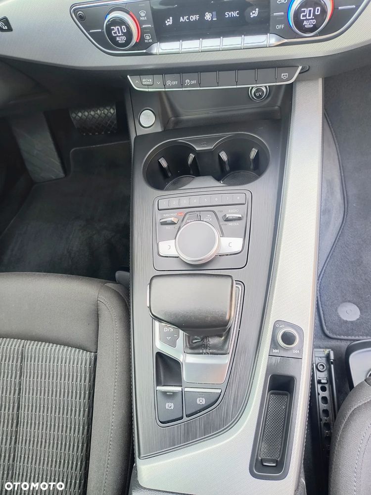Audi A4 Limousine 3.0 TDI quattro S tronic sport - 16